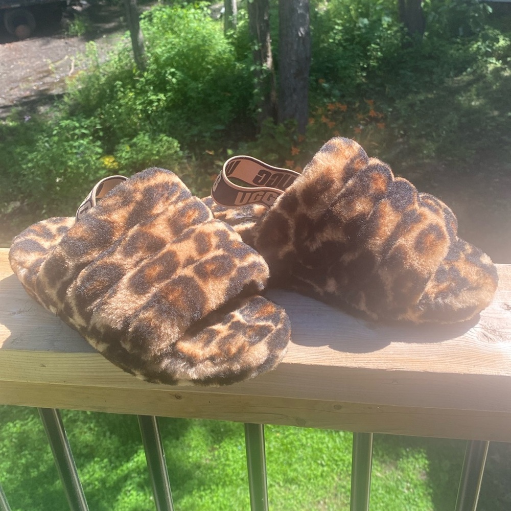 Ugg  oh yeah fluffs leopard print